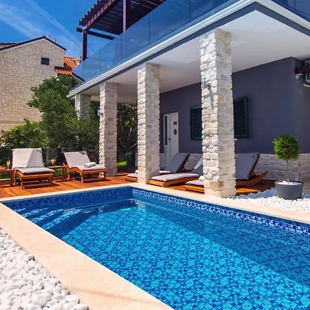 Holiday home Jasmina Comfortable Omis